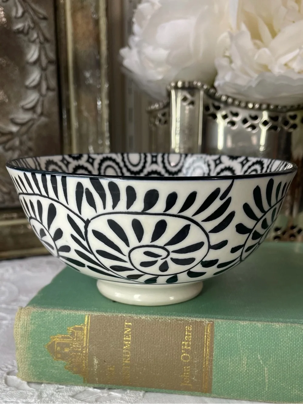 Vintage Ooh La La BIA ceramic serving bowl
